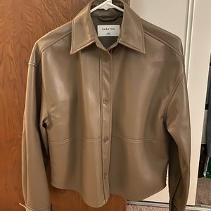 Aritzia Pelli Short Jacket
